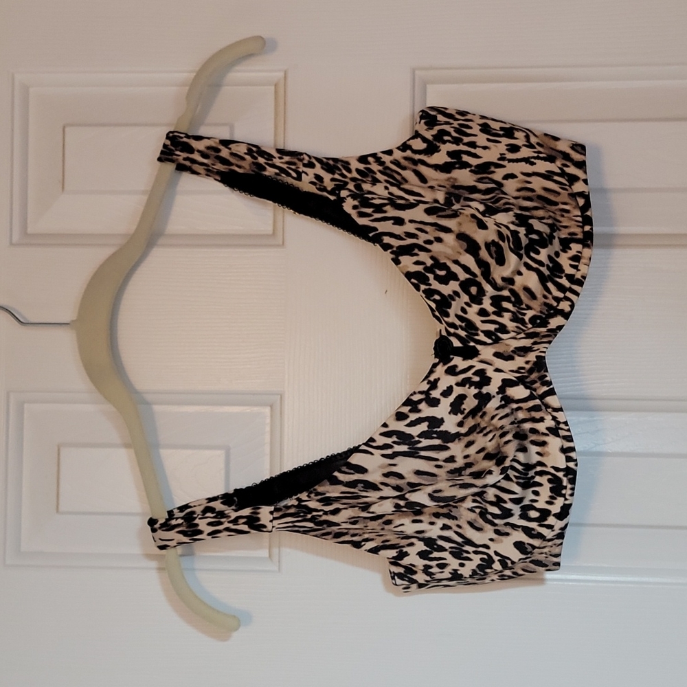 SOMA 38dd underwire Verona Smooth Minimizer Bra. EUC